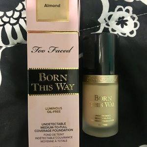 ✨TOO FACED BORN THIS WAY✨